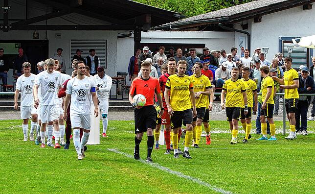 Bild 1: SV Denkingen gewinnt Spitzenspiel beim SC Markdorf. Wir waren mit der Kamera dabei!
