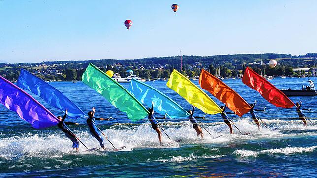 (Archivbild) Soll wieder dabei sein: Ein traditioneller Höhepunkt des Seenachtfest-Programms ist die Wasserski-Show des ...