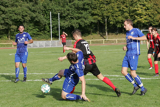 Bild 4: FC Geißlingen siegt beim FC 08 Bad Säckingen mit 2:0 &ndash; wir haben die Bilder!