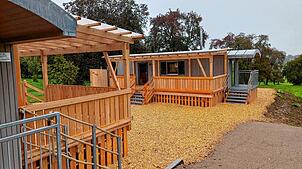 Die beiden Bauwagen des Naturkindergartens in Adelhausen sind fast fertig. Ein endgültiger Name für die Einrichtung steht noch nicht ...