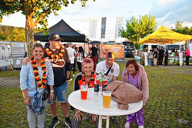 Bild 2: Deutschland – Schweiz: Die schönsten Bilder vom Public Viewing in Tiengen
