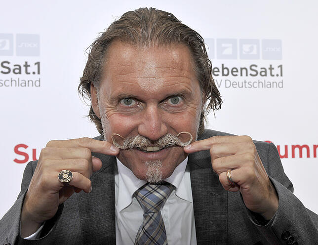 Ingo Lenßens Schnurrbart ist bis heute sein Markenzeichen.