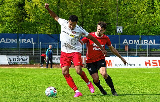 Bild 29: Die besten Bilder vom Verbandsliga-Verfolgerduell zwischen dem SC Pfullendorf und dem SV Linx!