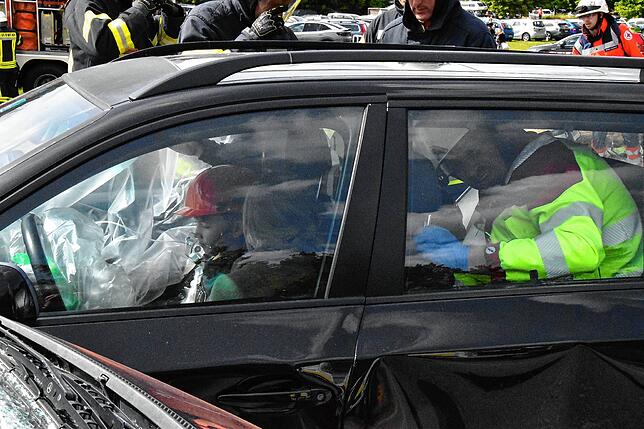Bild 27: Bilder der Abschlussübung einer Blaulichtorganisationenübergreifenden Fortbildung