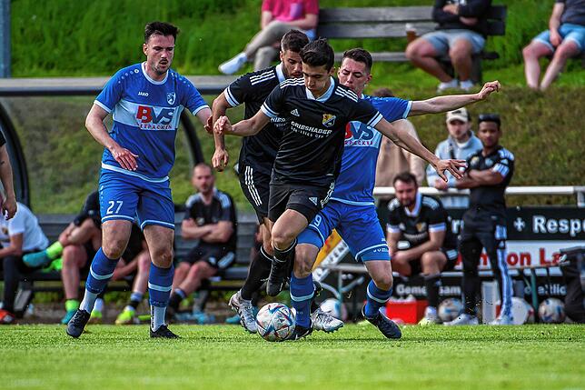 Bild 18: SV 08 Laufenburg gewinnt Hochrhein-Derby gegen FC Erzingen mit 7:1 &ndash; und wir haben Bilder!