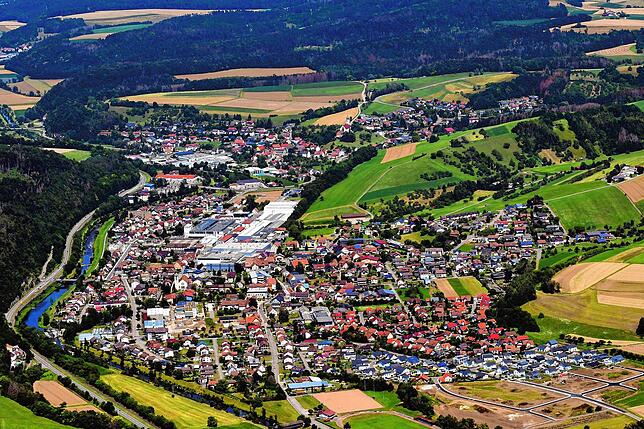 Rund 6700 Menschen wohnen in der Gemeinde Wutöschingen, die aus dem Kernort sowie den Ortschaften Schwerzen, Horheim, Degernau und ...