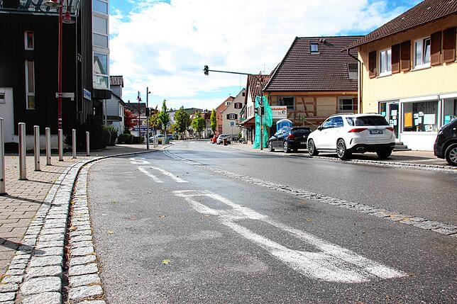 Die Hauptstraße in Ludwigshafen. Hier sollen bald die Sanierungsarbeiten beginnen. Es werden Wasserleitungen ausgetauscht, die Fahrbahn ...