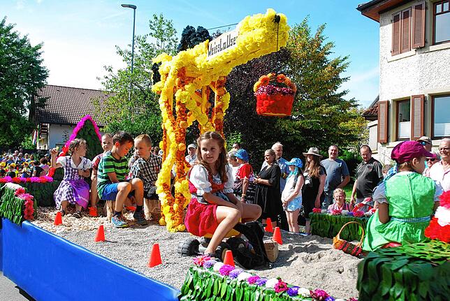 Bild 6: So schön war das Erzinger Winzerfest