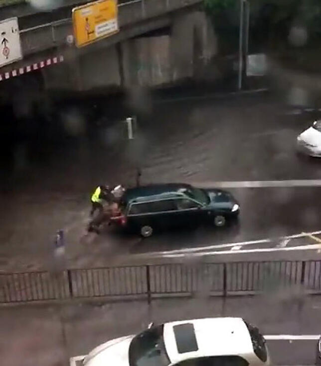 Bild 3: Schweres Unwetter in Konstanz: Als sich ein Abend anfühlte wie ein Weltuntergang