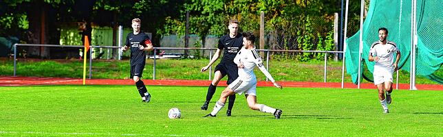 Bild 3: SG FC Wehr/Brennet besiegt den SV 08 Laufenburg II mit 5:1 &ndash; und wir haben Bilder!