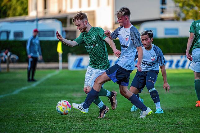 Bild 3: VfB Waldshut gewinnt mit 4:0 gegen den FC Zell &ndash; und wir haben Bilder!