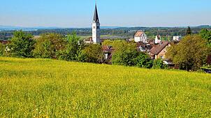 Die Stadt und der Eigentümer dieser Wiese an der Gehrenbergstraße sind sich einig geworden, sodass sie vom Bauerwartungsland zu Bauland ...