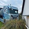 Ein mit Ameisensäure beladener Tanklastzug kam im Februar zwischen Rheinfelden und Schwörstadt von der Bundesstraße ab und krachte fast ...