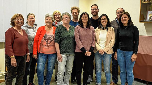 Die besten Probenbesucher des  Chors Binzgen werden  geehrt (von links): Ursula Böhler, Inge Rüd, Silvia Hasieber, Regina Keller, Vroni ...