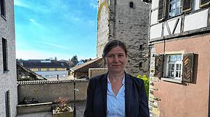 Jeanett Meissner ist seit April als Nachfolgerin von Michael Lissner Stadtkämmerin von Markdorf. Nun legte sie im Gemeinderat den ersten ...