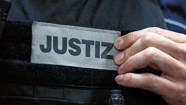 Ein Vater hat seinen Sohn bei einem Fußmarsch im Schwarzwald allein zurückgelassen und wurde nun dafür verurteilt.