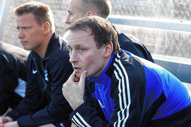 Bitterer Abstieg: Der in der Winterpause als Trainer verpflichtete Michael Schenker konnte den Durchmarsch des FC Wehr aus der ...