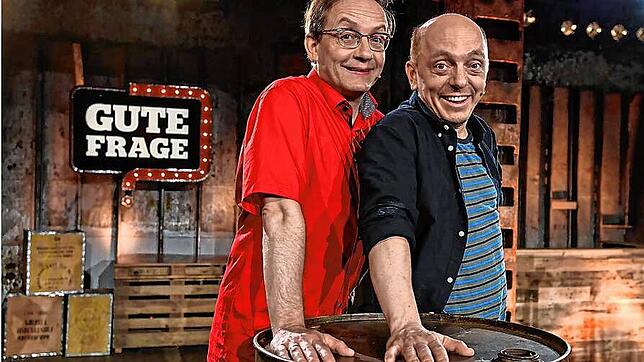 Wigald Boning (links) und Bernhard Hoëcker sind aus TV-Shows wie „Genial daneben“, „Kaum zu glauben“ und „Wer weiß denn sowas?“ bekannt. ...