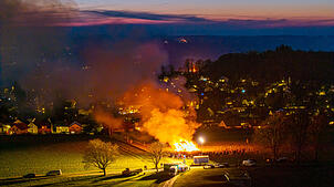 Bild : Magisches Feuer: So beeindruckend loderten die Funken auf der Amalienhöhe