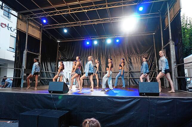 Bild 27: In acht Stunden um die Welt beim Event „Nacht der Kulturen“ in Lauchringen