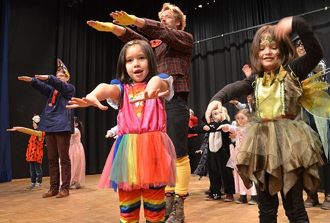 Bild 19: Bilder von der bunten Fasnacht für Senioren in der Stadthalle