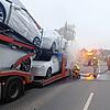 Die Feuerwehr musste am Donnerstagnachmittag die überhitzte Bremsanlage eines Sattelschleppers löschen.