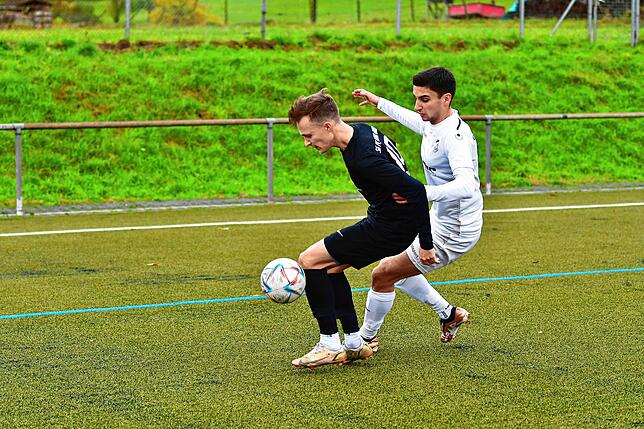 Bild 19: SG FC Wehr/Brennet besiegt den FC Schönau mit 3:0 &ndash; und wir haben Bilder!