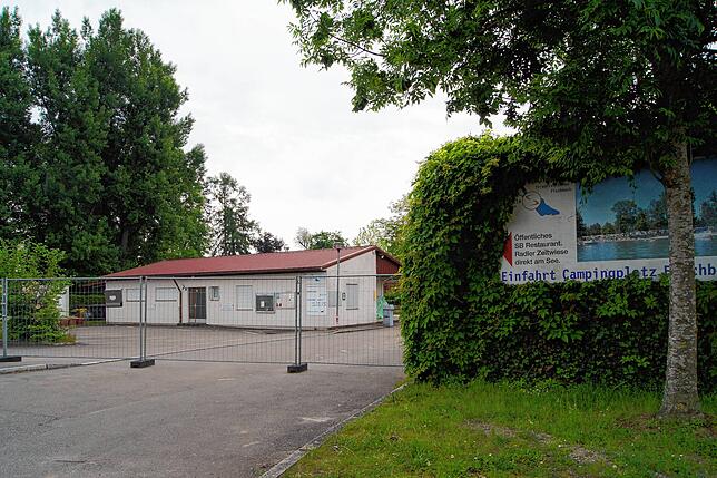 Der Campingplatz Fischbach war am Wochenende noch verschlossen, hier will man erst in Betrieb gehen, wenn auch die Benutzung der ...