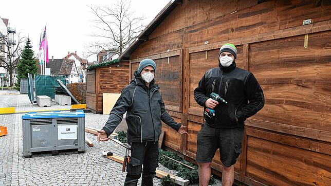 Den Aufbau haben sie im vergangenen Jahr noch gemacht, aber der Singener Hüttenzauber musste wegen Corona doch noch abgesagt werden. Das ...