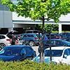 Der Parkplatz vor dem Kaufland gestern Mittag. Kaum war ein Platz frei, war er auch schon wieder belegt. Entsprechend große war der ...