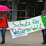 Ein generell besserer Schutz für Wasser und Wald ist eine Kernforderung der Klimaaktivisten.