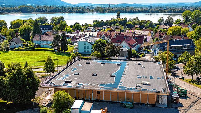 Könnte als Wärmehalle genutzt werden: Die neu gebaute Markolfhalle in Markelfingen soll eine autarke Stromversorgung bekommen, damit sie ...