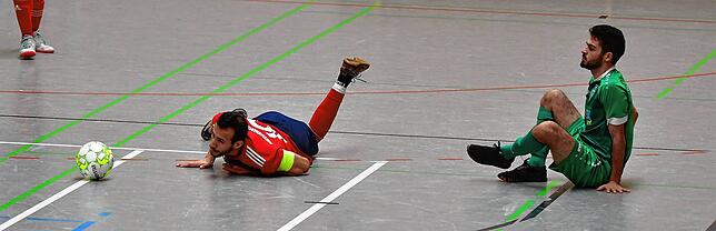 Bild 38: SC Niederhof/Binzgen unterliegt FC Freiburg-St. Georgen im Futsal-Halbfinale – und wir haben Fotos!