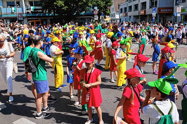 Bild 1: Bilder vom Seehasen-Jubiläumsfestzug
