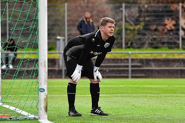 Bild 36: SV Herten setzt sich mit 4:1 gegen FC Schönau durch &ndash; und wir haben Bilder!