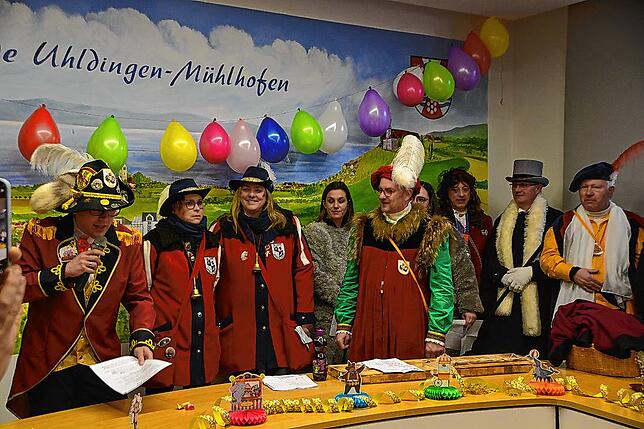 Bild 9: Fasnacht 2025 in Oberuhldingen: So spektakulär war der Rathaussturm – Alle Bilder hier!