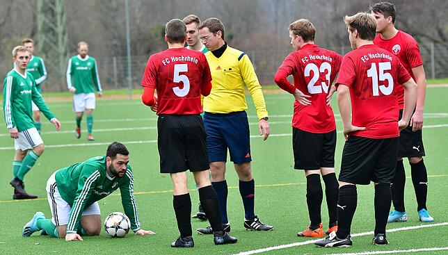 Bild 6: FC Zell besiegt den FC Hochrhein deutlich mit 4:1 &ndash; und wir haben Bilder!