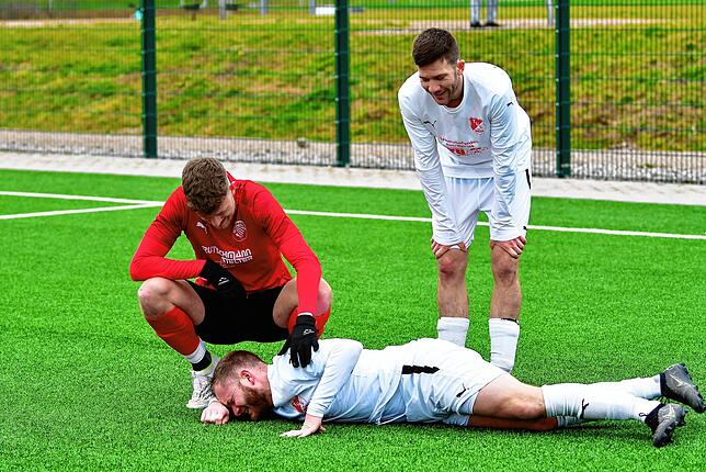 Bild 14: TuS Binzen besiegt den FC Hochrhein mit 4:2 &ndash; und wir haben Bilder!