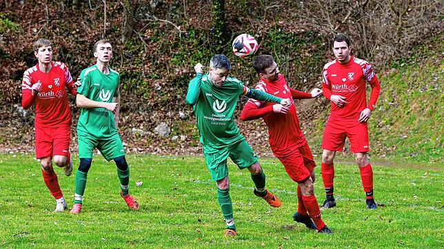Bild 3: Spvgg Wutöschingen zieht mit 3:1 n.V. beim SV Inzlingen ins Viertelfinale ein – wir haben Fotos!