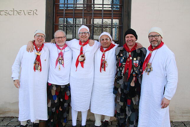 Bild 7: Die schönsten Bilder vom Heringsessen in Waldshut-Tiengen: Tradition und Genuss im Fokus