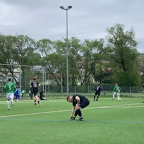 Bräunlingens Torwart klärt zur Ecke