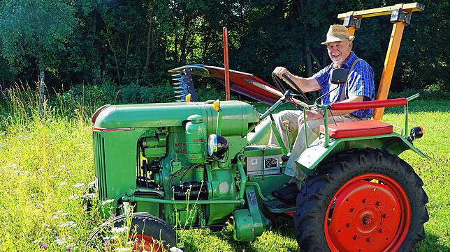 Naturschutzwart Hans-Leo Zepf (71) aus Tengen-Watterdingen beobachtet seit vielen Jahren einen rapiden Rückgang der Arten. Die Wiese ...