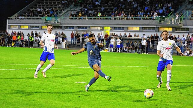 Bild 21: Was für ein Spiel! Unsere Bildergalerie vom Pokalderby zwischen dem FC Singen und Südstern Singen