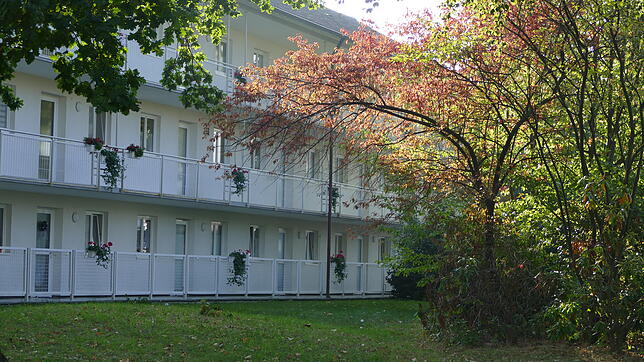 Haus A für betreutes Wohnen wird bis 2021 leergemietet. Ein Teil der Bewohner wird dann in den Neubau umziehen, den die Wohnbau an ...