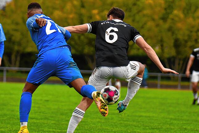 Bild 15: SV 08 Laufenburg fehlen beim 2:2 im Derby beim SV Weil vier Minuten zum Sieg &ndash; wir haben Bilder!