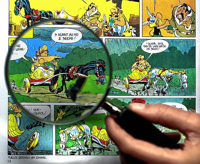 Asterix auf Alemannisch im Mundartband „Tour durchs Ländle“. „S KUNNT AU NO Z SEICHE“ heißt ins Hochdeutsche ...