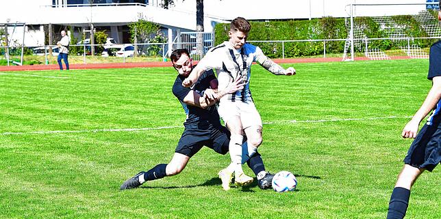Bild 35: SG FC Wehr/Brennet siegt im Spitzenspiel mit 3:1 gegen FC WIttlingen – und wir haben Fotos!