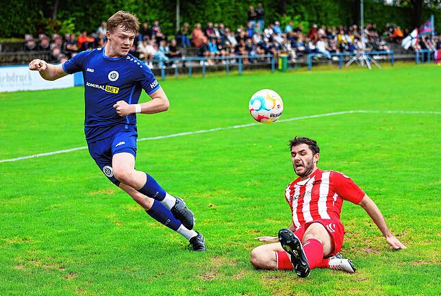 Bild 19: Die besten Bilder vom Verbandsliga-Duell zwischen SC Konstanz-Wollmatingen und dem SC Pfullendorf