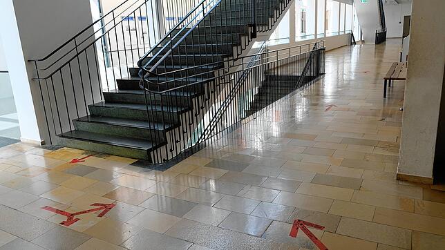 Das Einbahnstraßensystem am Karl-Maybach-Gymnasium hat sich schon im vergangenen Schuljahr bewährt.