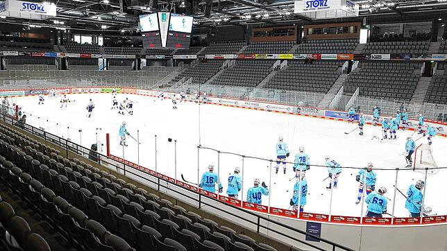 Ein Bild, das es in den nächsten Wochen nicht geben wird. Die Wild Wings können in der heimischen Helios-Arena erst wieder Ende Juli auf ...